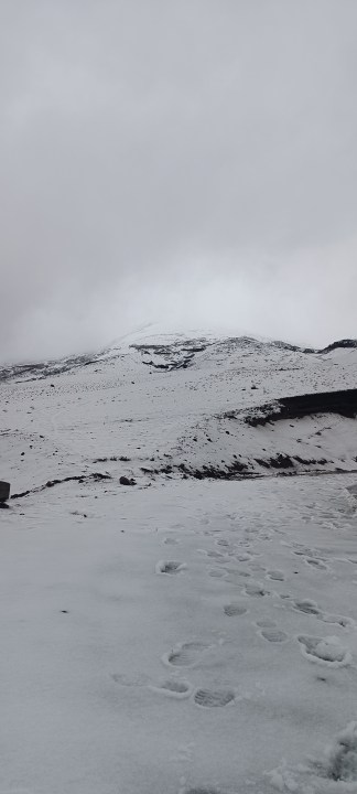 Cotopaxi Volcano, Limpiopungo Lagoon, Jose Rivas Refuge