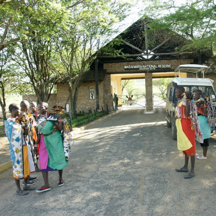Masai Mara plains, Mara River crossing, Great Rift Valley viewpoint