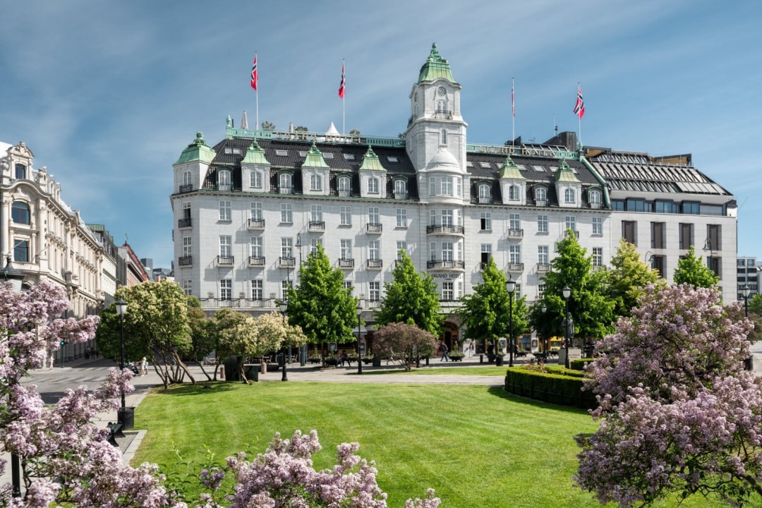 The Oslo City Hall dockside, The Royal Palace, The Grand Hotel, Nobel Peace Center