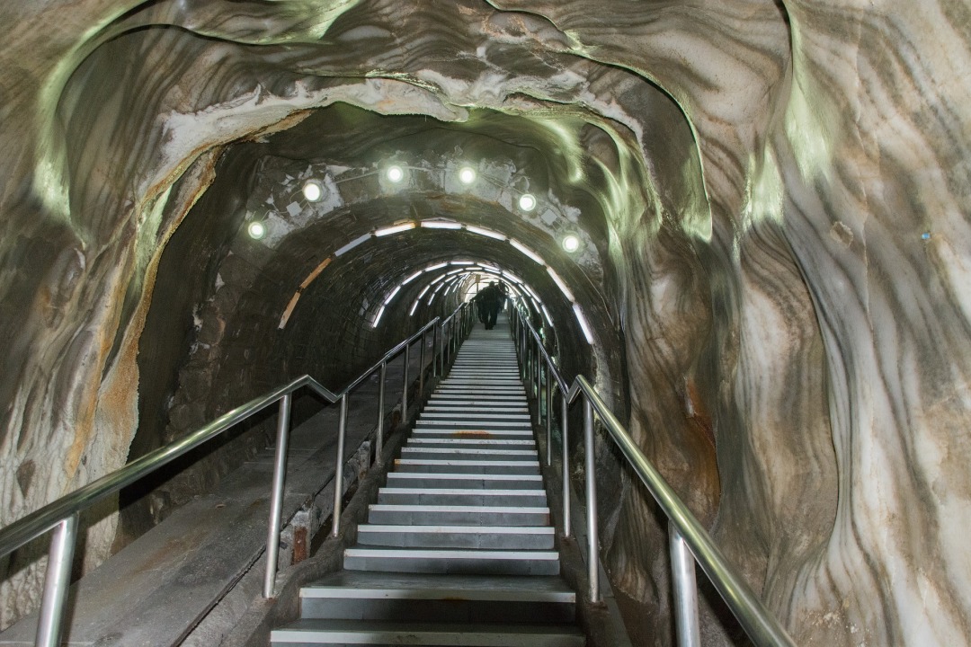 Transfagarasan Road, Transalpina Mountain Road, Turda Salt Mine, Recas Winery