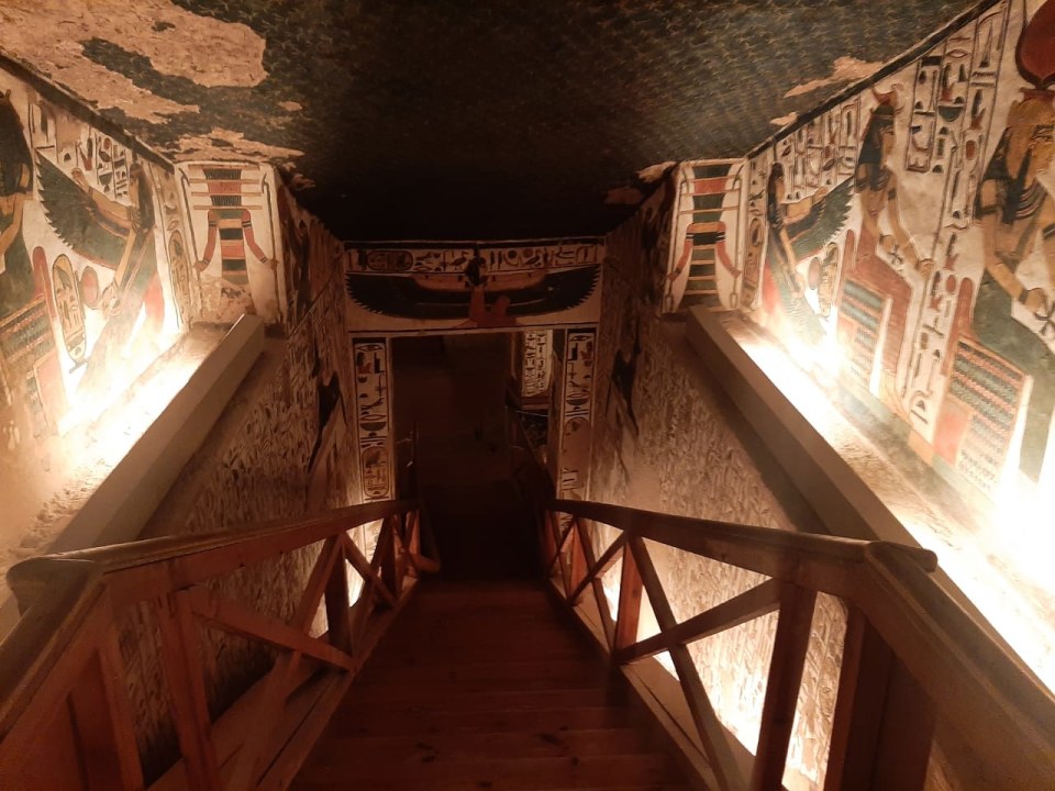 Valley of the Kings, Karnak Temple complex, Luxor Temple, Colossi of Memnon