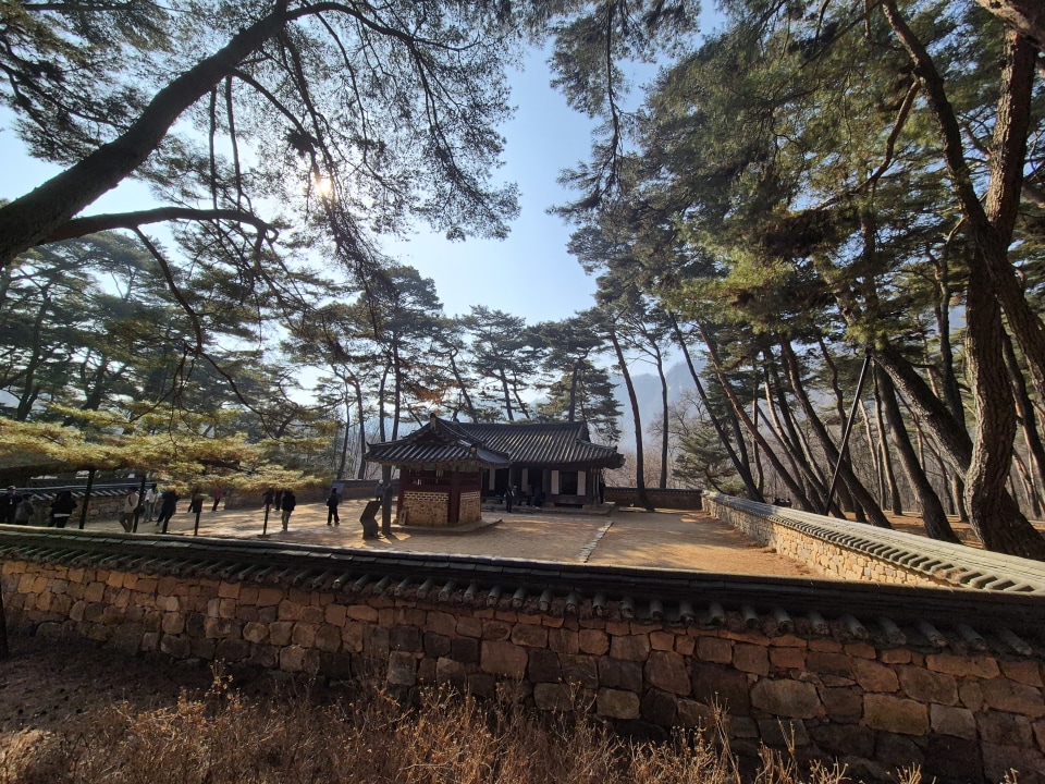 Yeongwol riverside exile sites, Danyang Geopark cliffs and caves, Danyang Skywalk panoramas