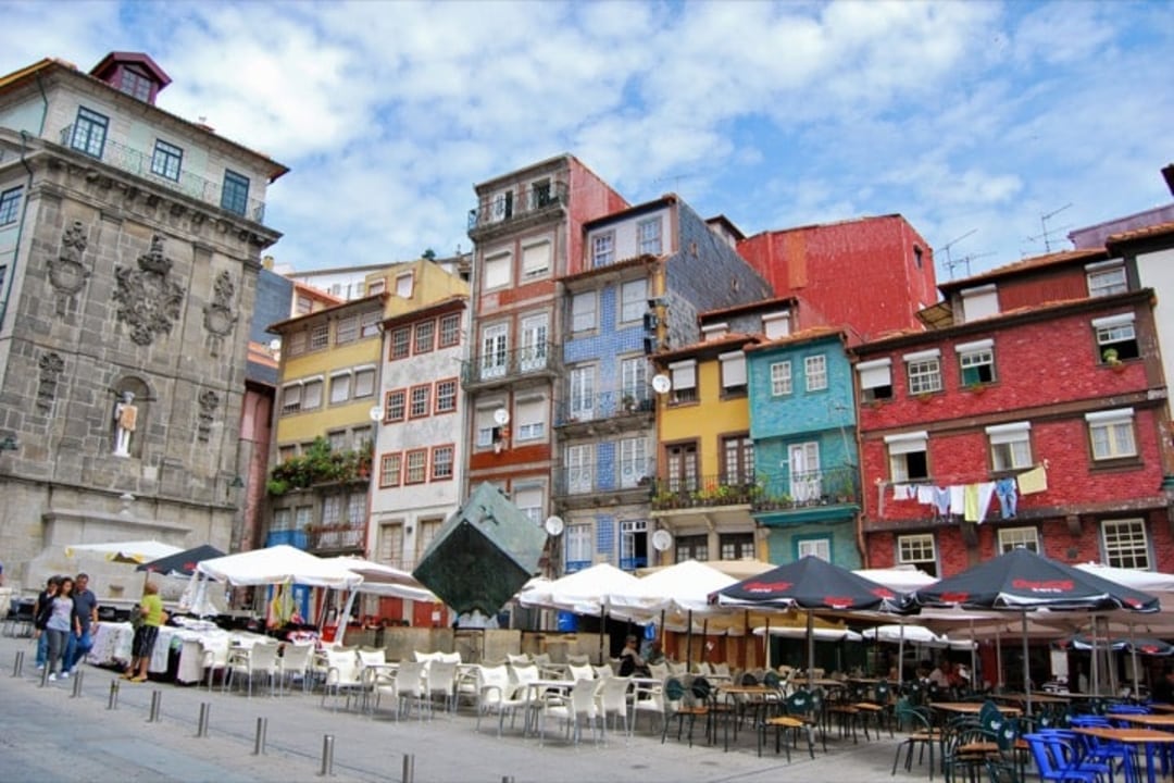 Clérigos Church and Tower, Porto Cathedral, Palácio da Bolsa, Aveiro canals