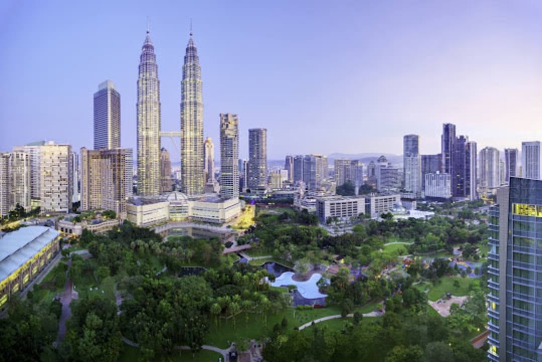 Petronas Twin Towers, Sultan Abdul Samad Building, Batu Caves