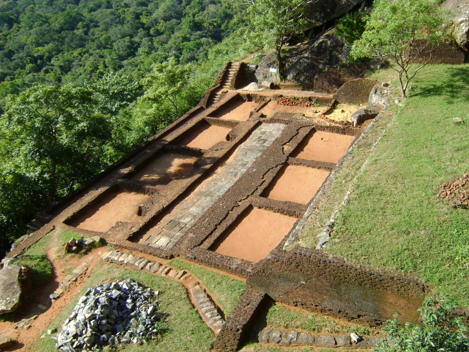 Sigiriya Rock Fortress, Dambulla Cave Temple, Minneriya National Park