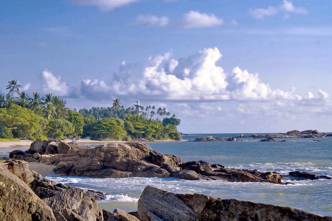 Pinnawala Elephant Orphanage, Dambulla Rock Temple, Temple of the Sacred Tooth Relic, Beruwala Beach