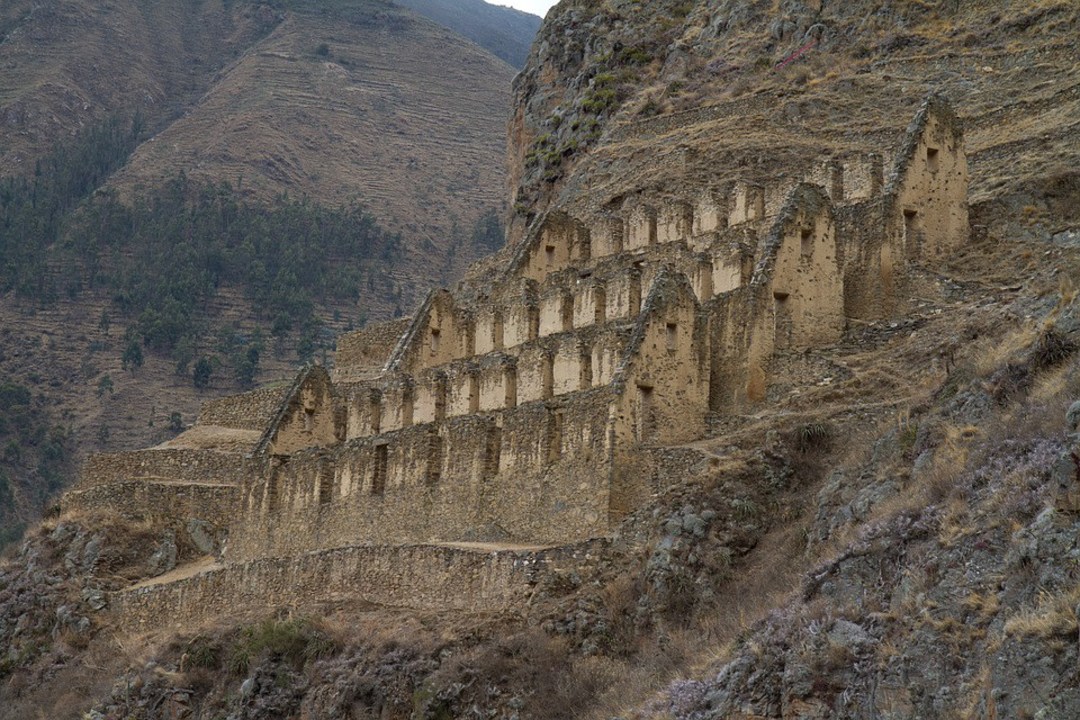 Machu Picchu ruins, Wiñay Wayna terraces, The Sacred Valley of the Incas, Ollantaytambo citadel