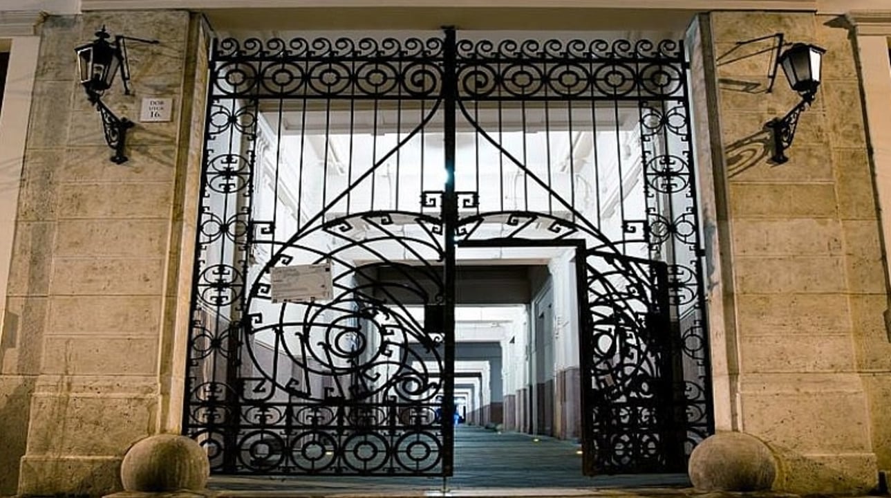 Dohány Street Synagogue, Jewish Quarter, Raoul Wallenberg Memorial Garden