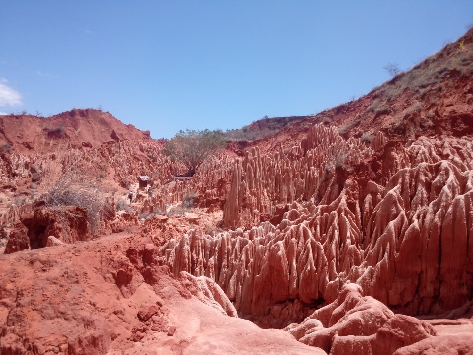 Tsingy Rouge canyon, Irodo fishing village, Diego-Suarez road