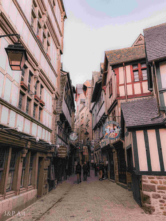 bay of Mont Saint Michel, Mont Saint Michel village alleys, the abbey