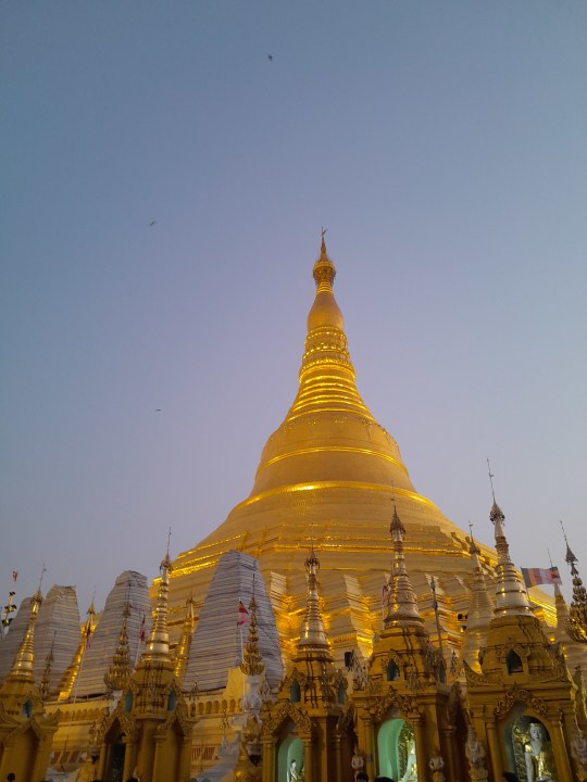 Shwedagon Pagoda, Sule Pagoda, Kandawgyi Park lakeside, Chaukhtatgyi Pagoda reclining Buddha