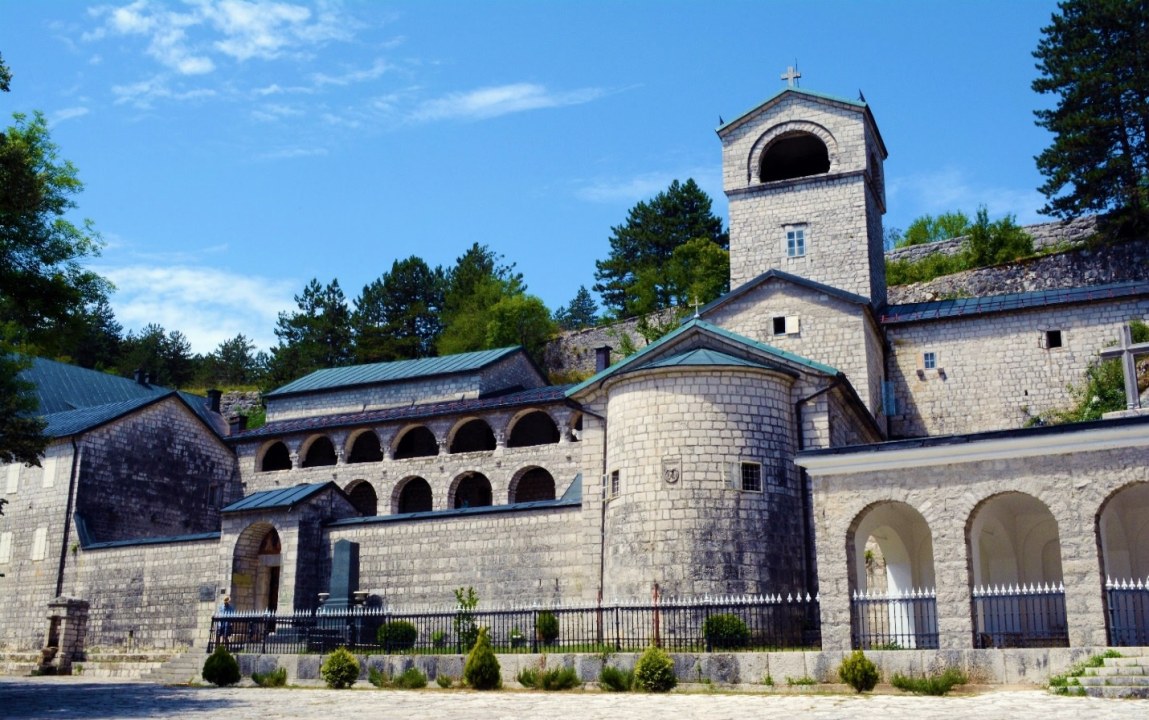 Cetinje Monastery, Biljarda, Ćipuri Church, a local beekeeper's farm