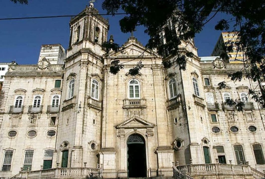 Farol da Barra, Mont Serrat Fort, Pelourinho Square