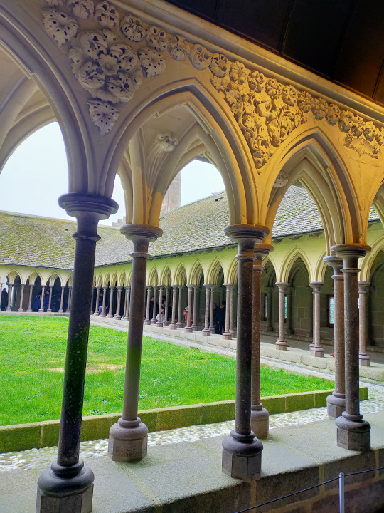 Abbey of Mont Saint Michel, village of Mont Saint Michel, ramparts and the bay