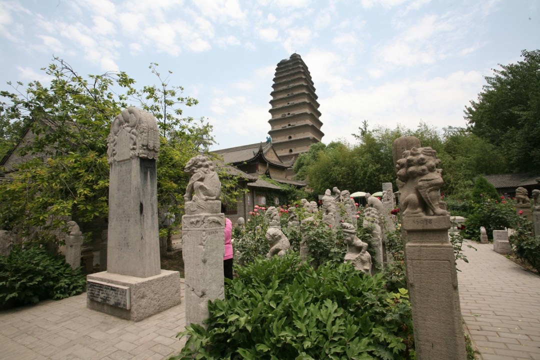 Terracotta Warriors, Bronze Chariots and Horses Exhibition Hall, Small Wild Goose Pagoda, Xi'an Museum