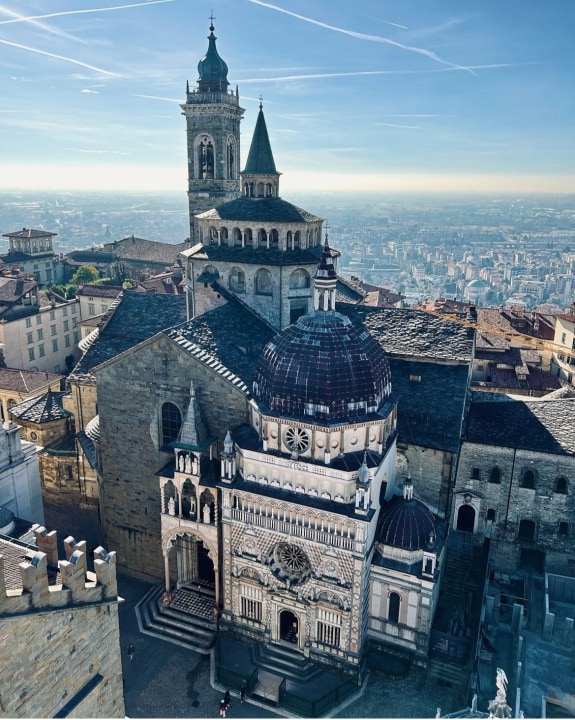 Città Alta cobblestone streets, Piazza Vecchia square, Campanone Tower panorama, Santa Maria Maggiore Church interior