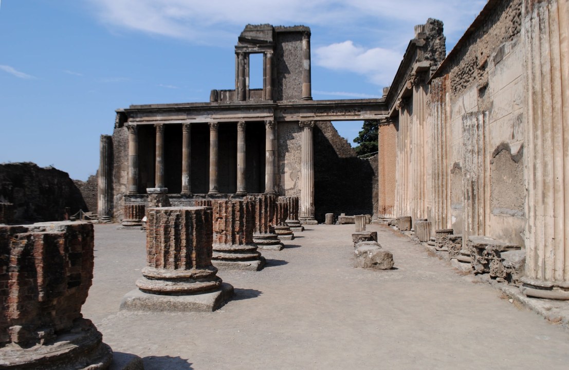 Forum, Basilica, House of Faun, Plaster casts