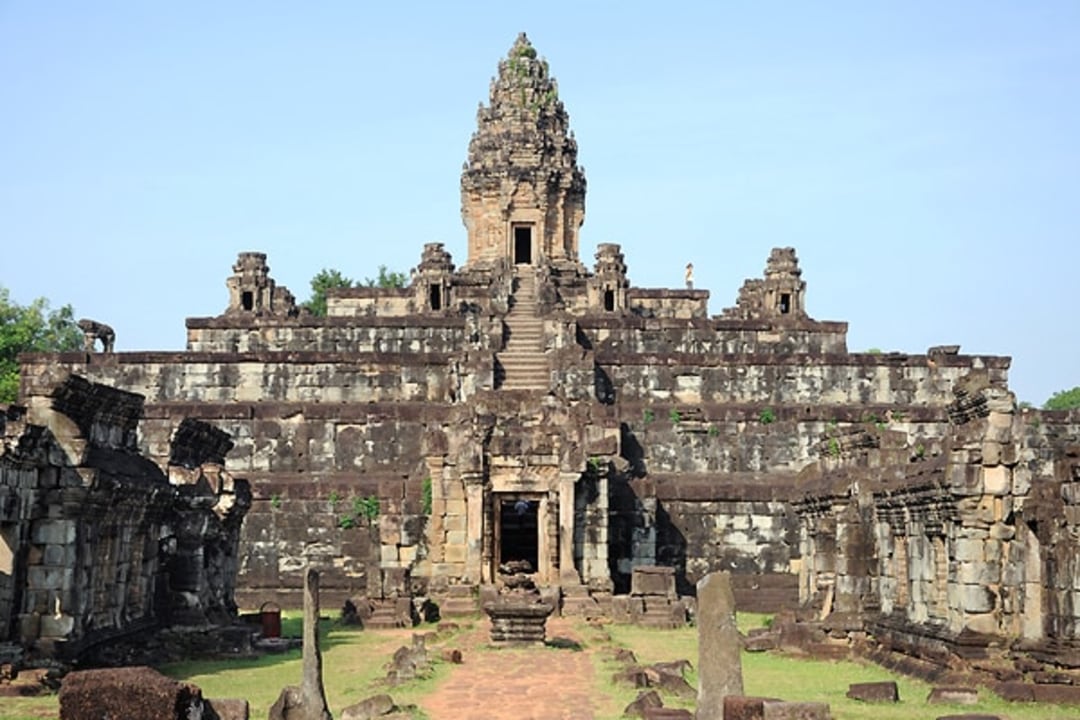 Angkor Wat, Bayon, Ta Prohm, Bakheng Mountain