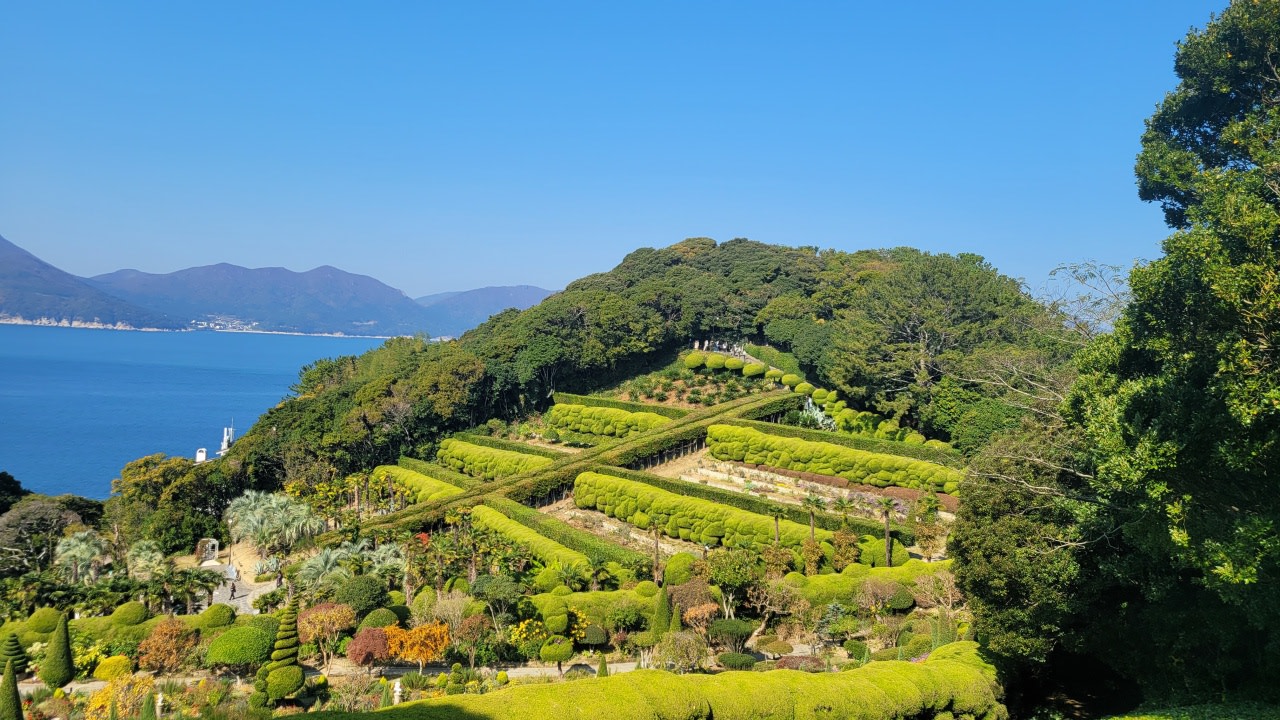 Geoga Bridge, Oedo Botania Garden, Haegeumgang cliffs, Hakdong Black Pearl Beach