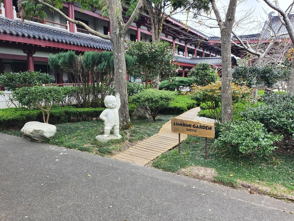 Barry Curtis Park, Foguangshan Temple, Howick Historical Village