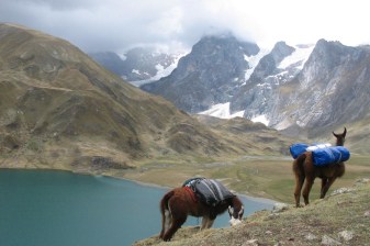 7-Day Huayhuash Cultural Trek from Huaraz with Huánuco Viejo