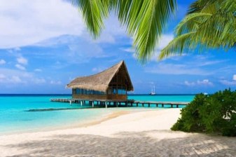 Full-Day Padang Culture and Beach Tour with Minangkabau Cuisine