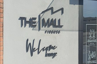 6-Hour Shopping Tour from Florence to The Mall and Prada Space