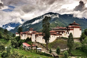 14-Day Bhutan Highlights Tour with Tiger's Nest and Phobjikha Valley