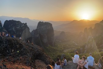 4-Hour Private Meteora Sunset Tour with Monasteries and Badovas