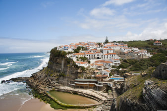 7-Hour West Coast Portugal Tour with Mafra Palace and Ericeira