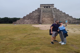 9-Hour Chichén Itzá and Izamal Tour with Private Cenote Swim