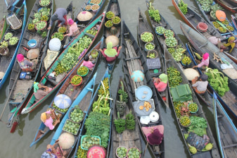 1-Day Lok Baintan Floating Market Tour from Banjarmasin