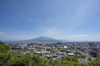 7-Hour Kagoshima Tour with Sakurajima Sengan-en and Shiroyama