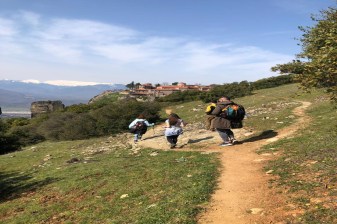 4-Hour Private Meteora Hiking Tour with Hidden Monasteries