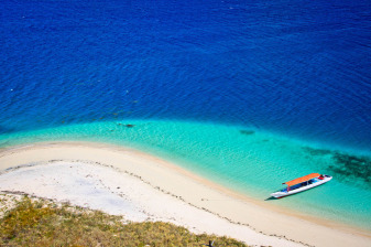 9-Day Komodo and Flores Adventure with Rinca and Kelimutu