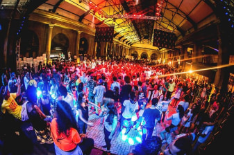 Rio de Janeiro Nightclub Tour with Transportation
