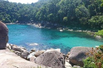 Ilha Grande: 360° Circumnavigation Speed Boat Tour - 8h