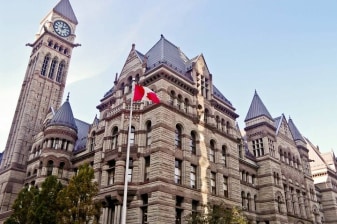 Toronto Ghost Hunt: Dark History Self-Guided Game