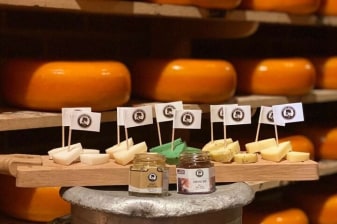Bruges Food Tour: 8 Tastings of Local Delicacies