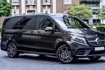 Airport Transfer: Munich to Munich Airport MUC by Luxury Van