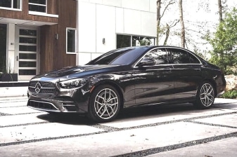 Airport Transfer: Munich to Munich Airport MUC by Business Car