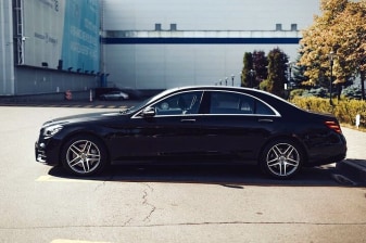 Airport Transfer: Brussels to Airport BRU by Business Car
