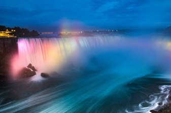 Niagara Falls Day and Evening Tour | 1: 00 PM - 11:00 PM