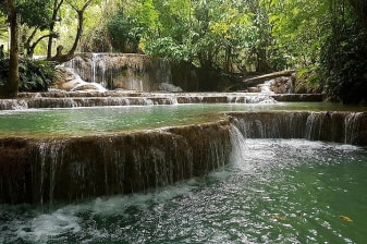 Private Kanching Waterfalls with Batu Caves & Ramayana Caves Tour