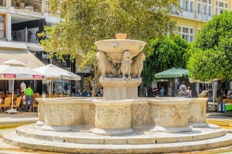 Private Tour from Chania: Knossos Palace and Heraklion City