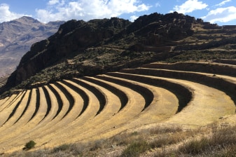 9-Hour Sacred Valley Tour from Cusco with Pisac and Ollantaytambo