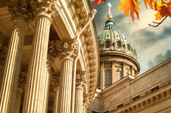 5-Hour Saint Petersburg City Tour with Customizable Attractions