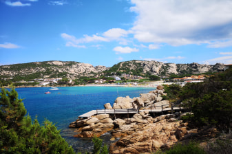 9-Hour Olbia and Costa Smeralda Tour with Winery Tasting