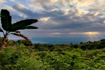 7-Day Flores Island Overland Tour with Wae Rebo and Kelimutu