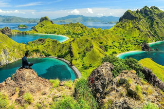 11-Hour Komodo Island Shared Speedboat Tour from Labuan Bajo (Visit 6 spots)